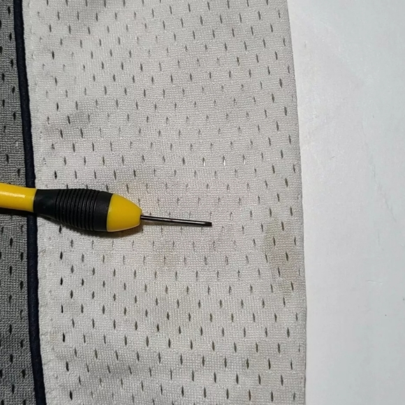 Vintage FILA Basketball Jersey Embroidered Logo L - Picture 4 of 5